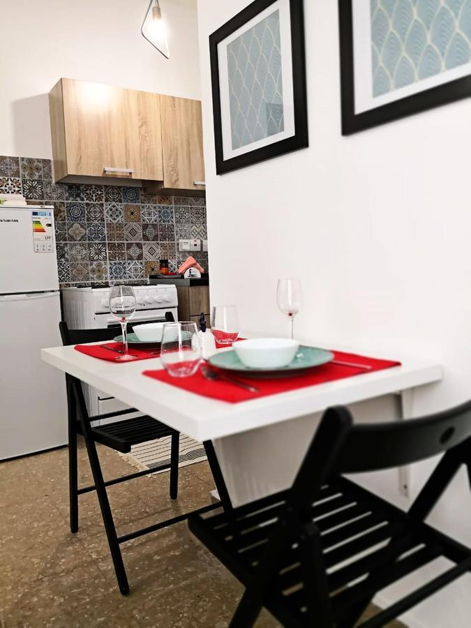 Cheerful Apartment In Nikosia Bagian luar foto