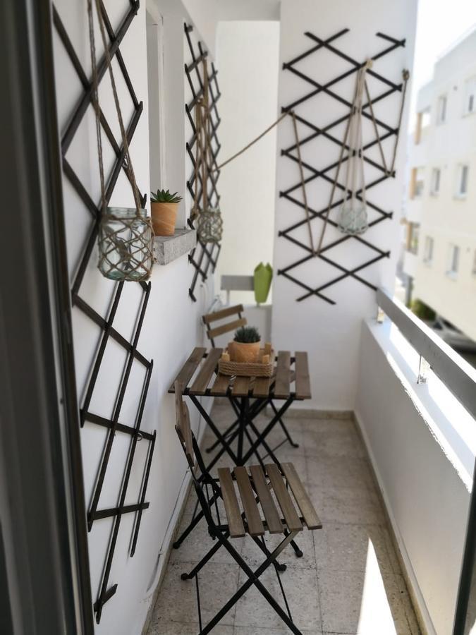 Cheerful Apartment In Nikosia Bagian luar foto
